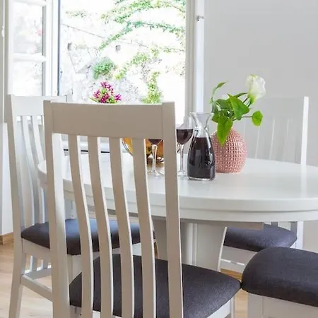 Superior - Central Royal Palace - Old Town *